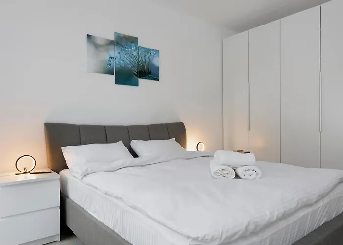 B&v 55 Qualis 2 - Scenic Mountain Retreat Daire Braşov